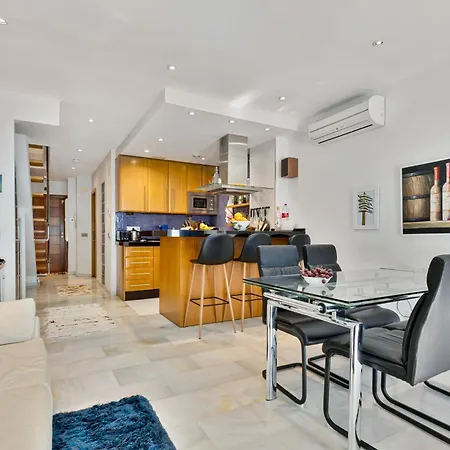 House With Jacuzzi And Sauna *