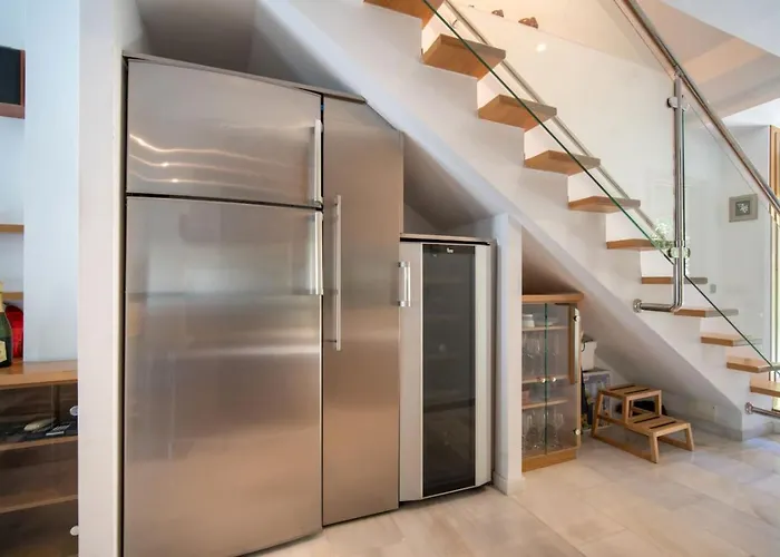 House With Jacuzzi And Sauna *