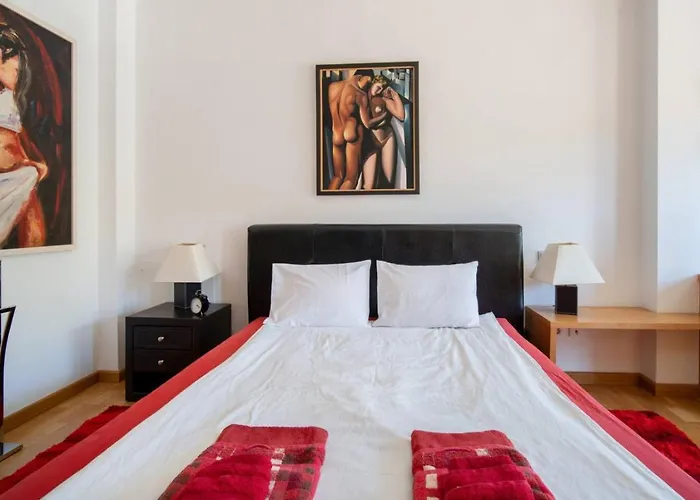 House With Jacuzzi And Sauna *