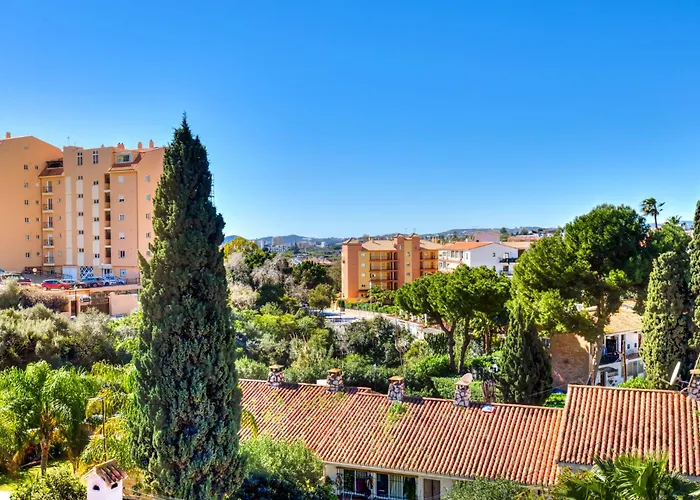 House With Jacuzzi And Sauna