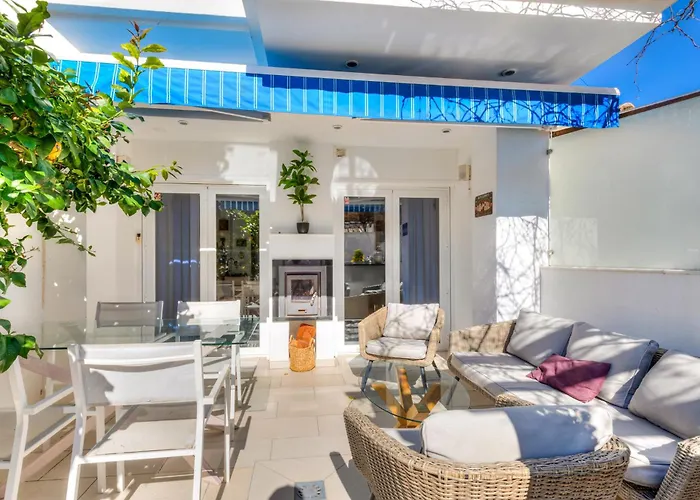 House With Jacuzzi And Sauna Fuengirola