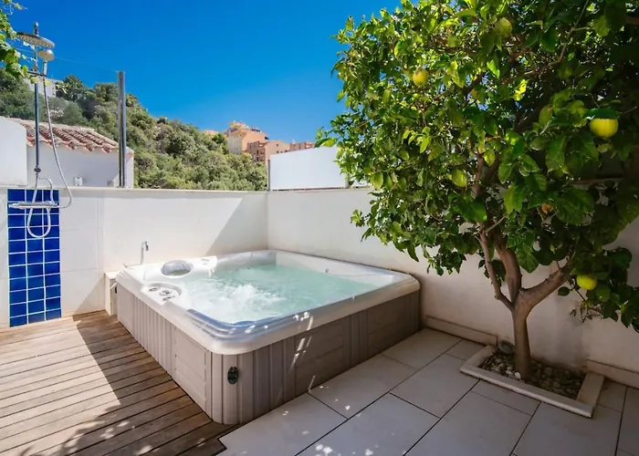 House With Jacuzzi And Sauna Fuengirola