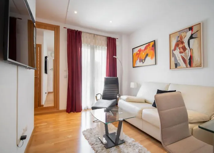 House With Jacuzzi And Sauna Holiday home Fuengirola